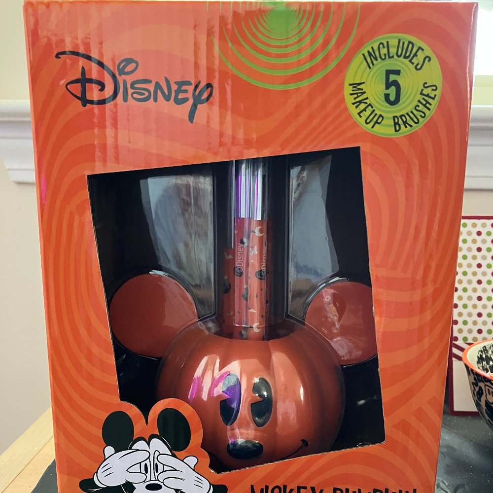 Disney Mickey Pumpkin Brush Holder